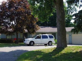 850 Hardwick Dr SE, Kentwood, MI 49508