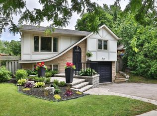 3354 Bristol Dr, Burlington, ON L7M 1W4