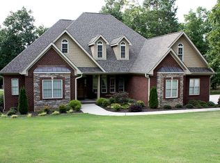 6904 Portobello Rd NW, Fort Payne, AL 35967