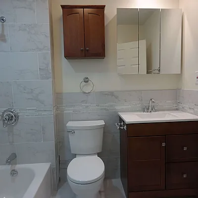 Rented by Nooklyn NYC LLC | media 18