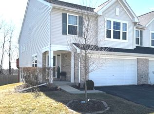 1321 Acorn Dr, Crest Hill, IL 60403