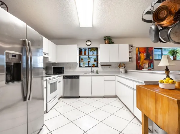 1531 SW 102nd Terrace, Davie, FL 33324