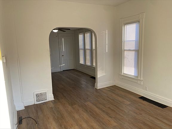 4th image of 1822 S 6th St