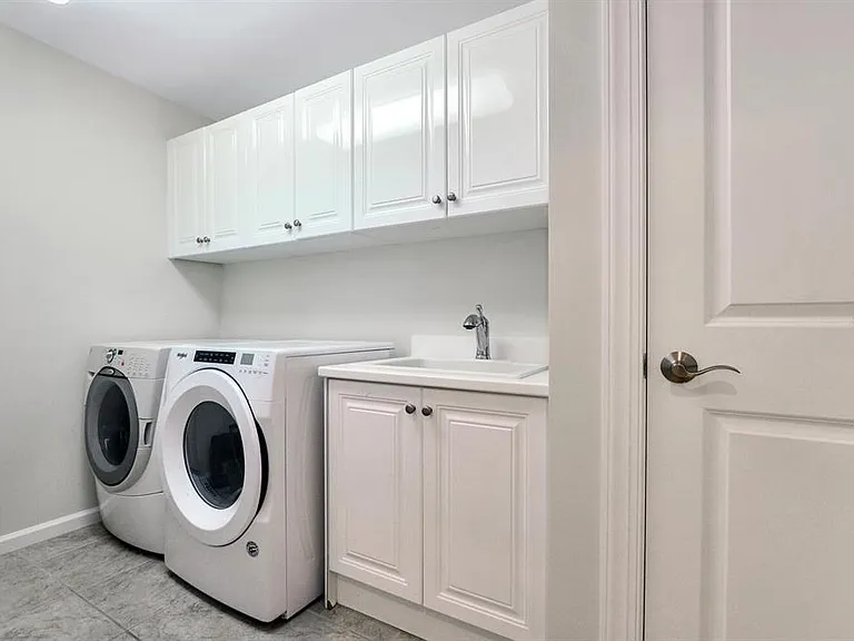 5823 Bowen Daniel Dr #802 — Photo 33