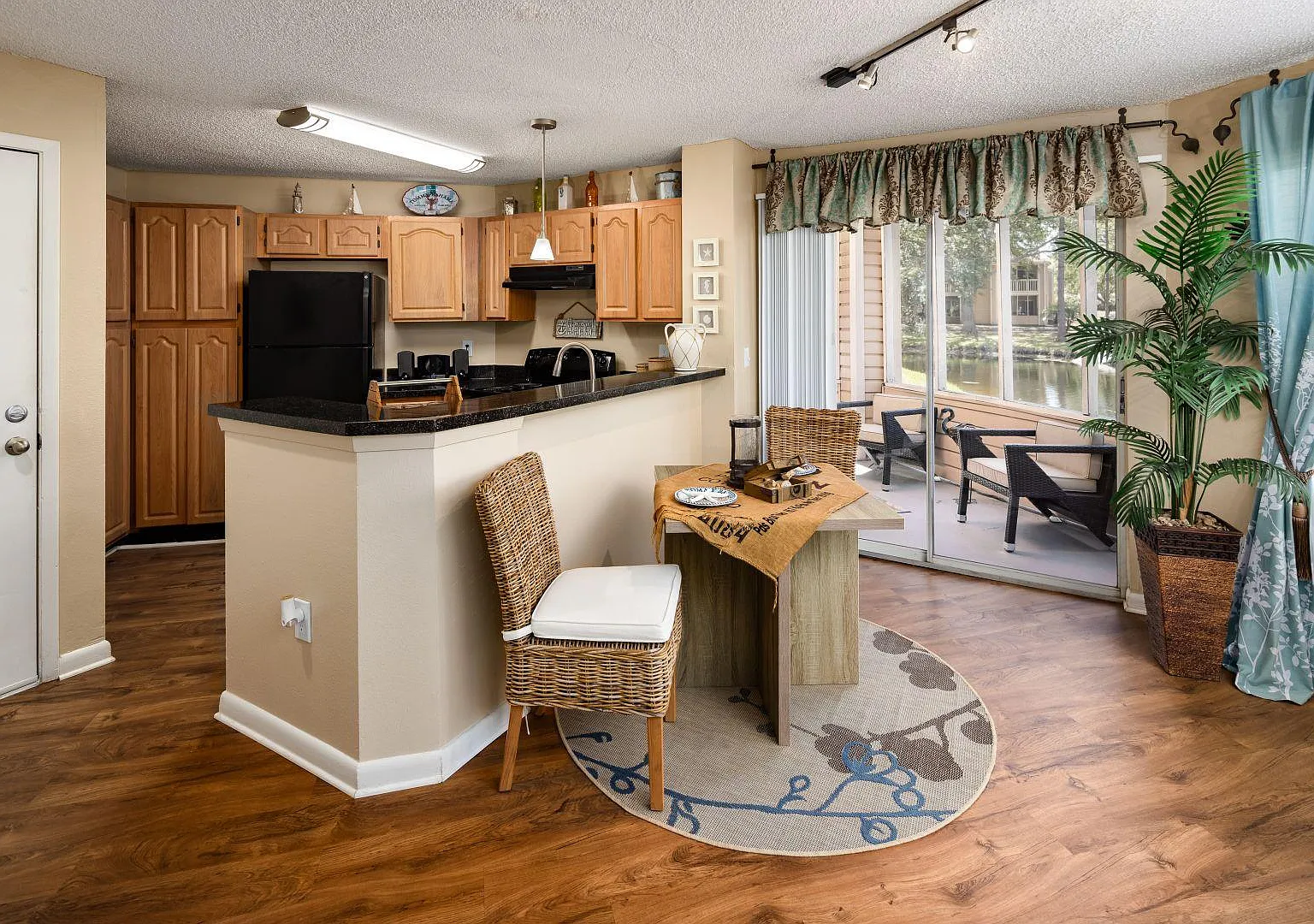 Sun Chase Apartment Homes — Photo 3