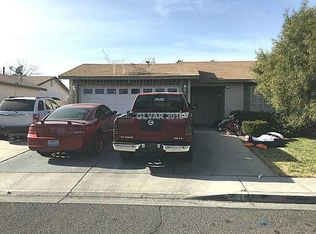 271 Tierra Baja Way, Las Vegas, NV 89110