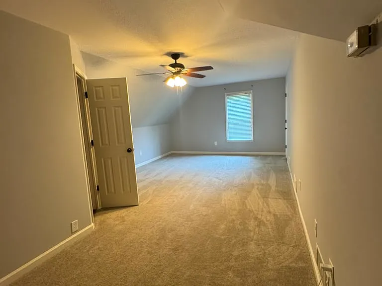 1051 Spartan Ln — Photo 17