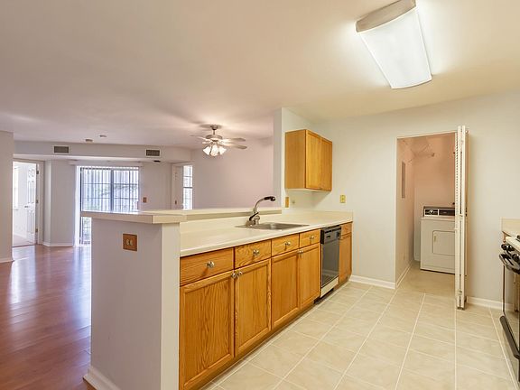 3rd image of 746 N Gary Ave Unit 108
