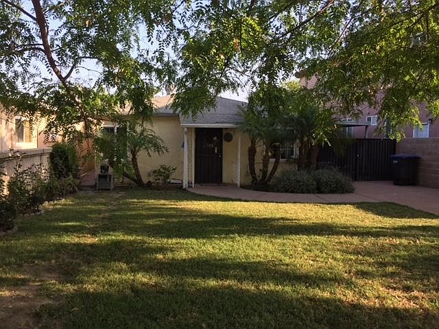 Front view with the large Yard