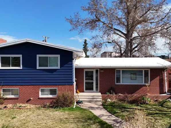 2207 Rainbow Ave, Laramie, WY 82070