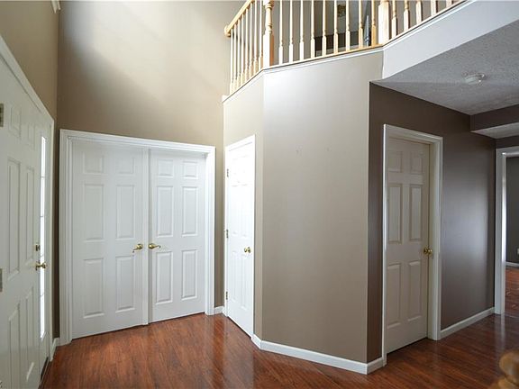 4th image of 5013 Autumnwood Ln