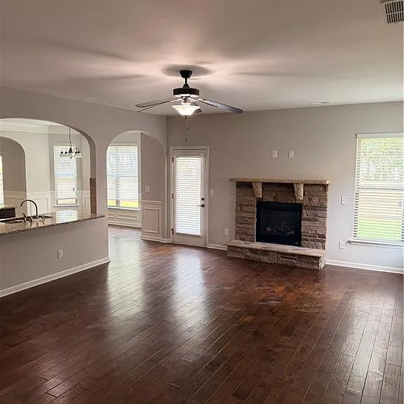 559 Madison Park Dr — Photo 19