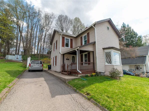 5 Chestnut St, Sidney, NY 13838