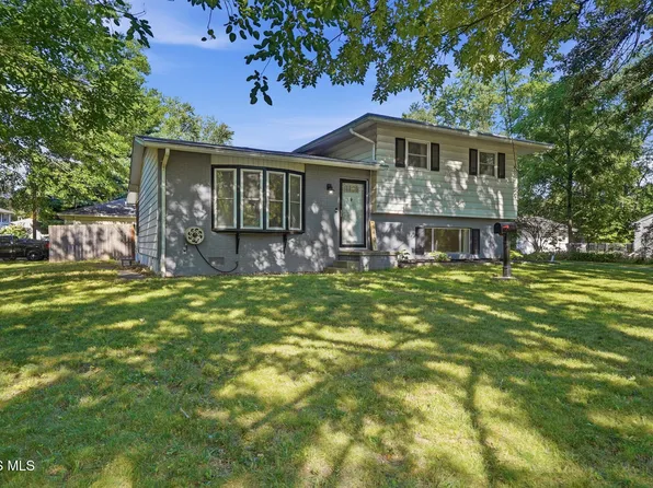 2401 Vaness Dr, Toledo, OH 43615