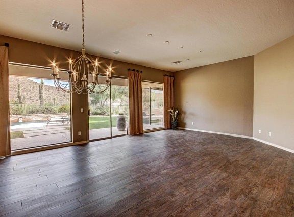 4th image of 11103 E Winchcomb Dr