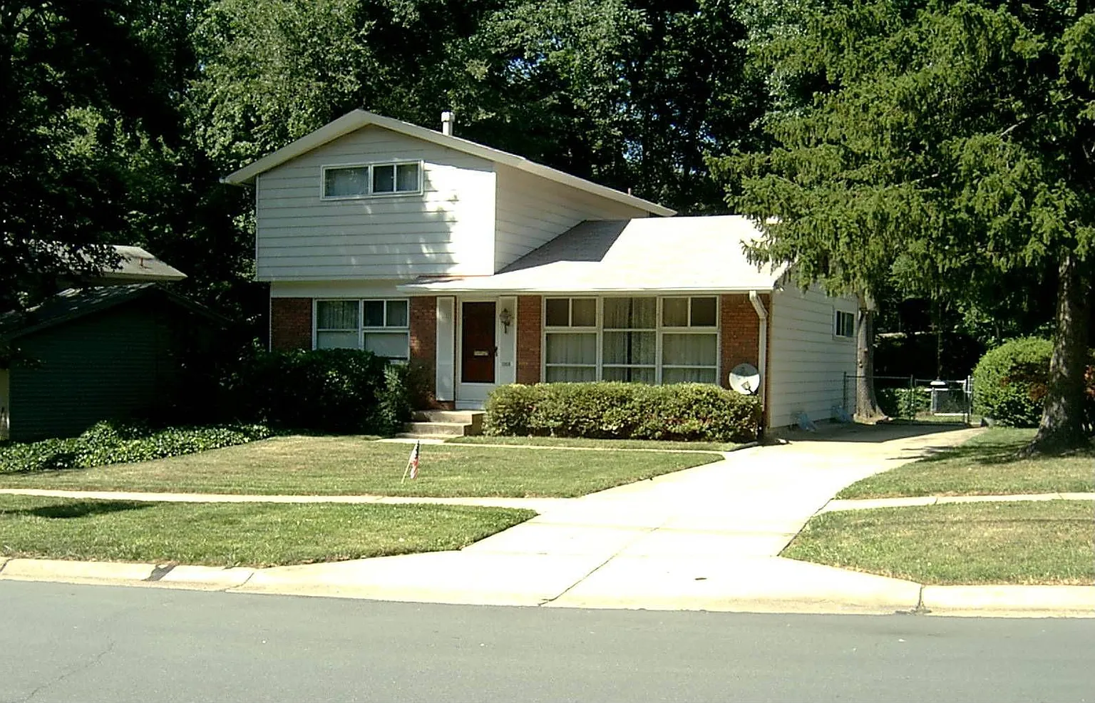 1008 Brice Rd photo 1