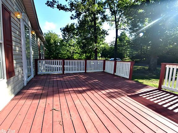 5th image of 122 Well House Ln