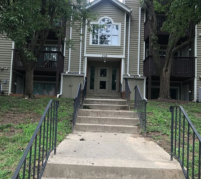 206 Water Fountain Ct #101