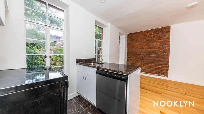 Rented by Nooklyn NYC LLC | media 14