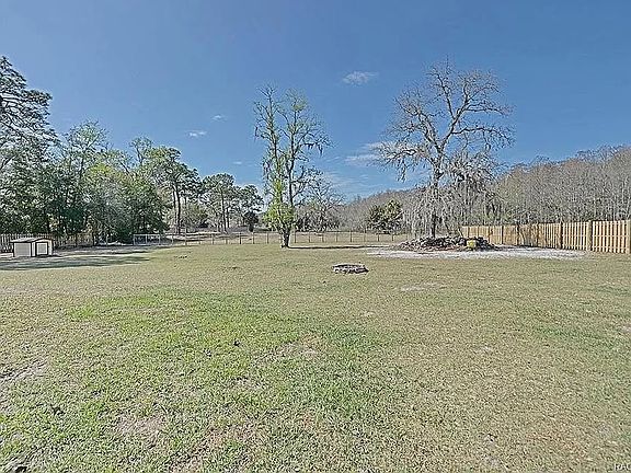 4th image of 2830 N Carolina Rd