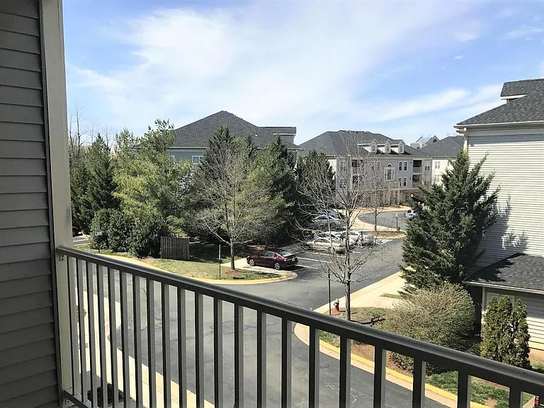 11330 Westbrook Mill Ln #301 — Photo 2