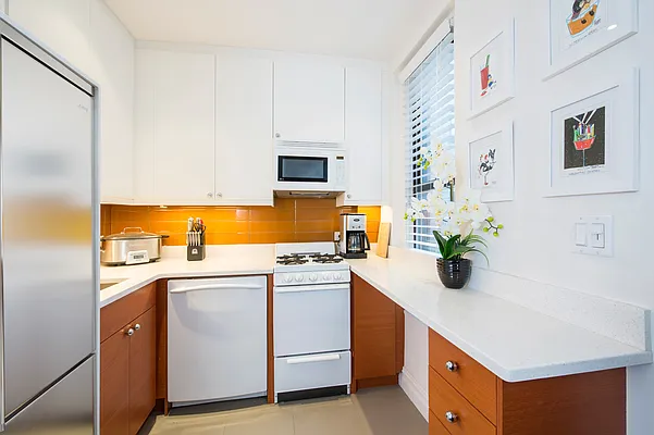 Sold by Compass | media 3