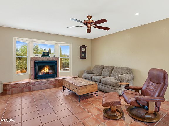 3rd image of 10656 E Oakwood Dr