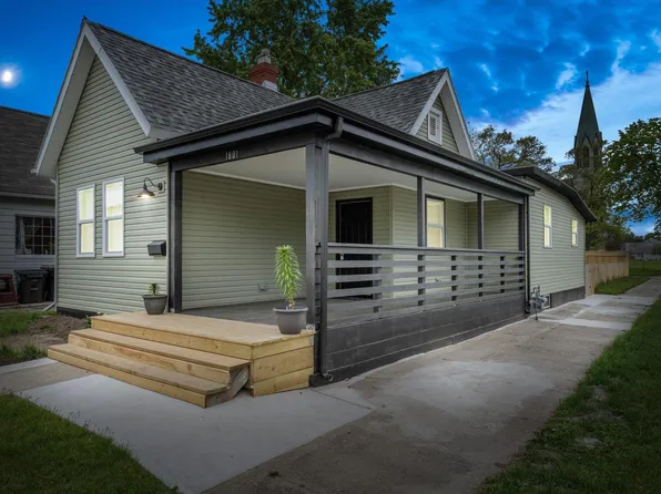 1901 Linden Ave, South Bend, IN 46628