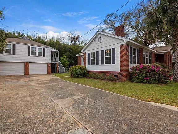 4th image of 1707 E Cervantes St