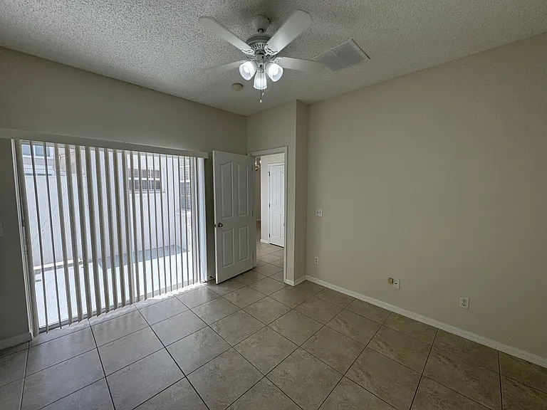 3548 Peppervine Dr — Photo 12