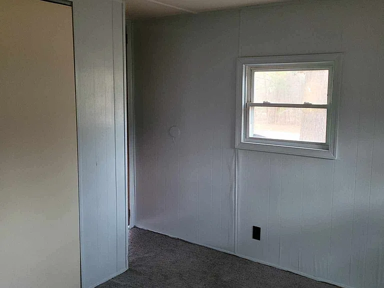 1421 Lee Ave — Photo 14