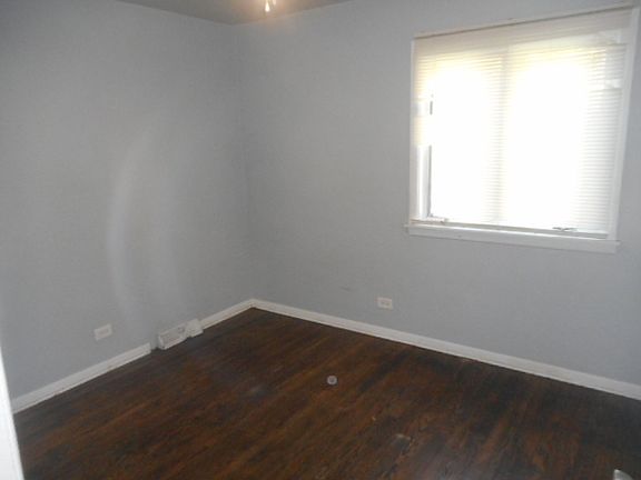 4th image of 500 N Manchester Dr