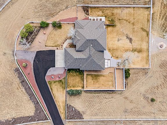 2nd image of 3032 Center Ridge Dr