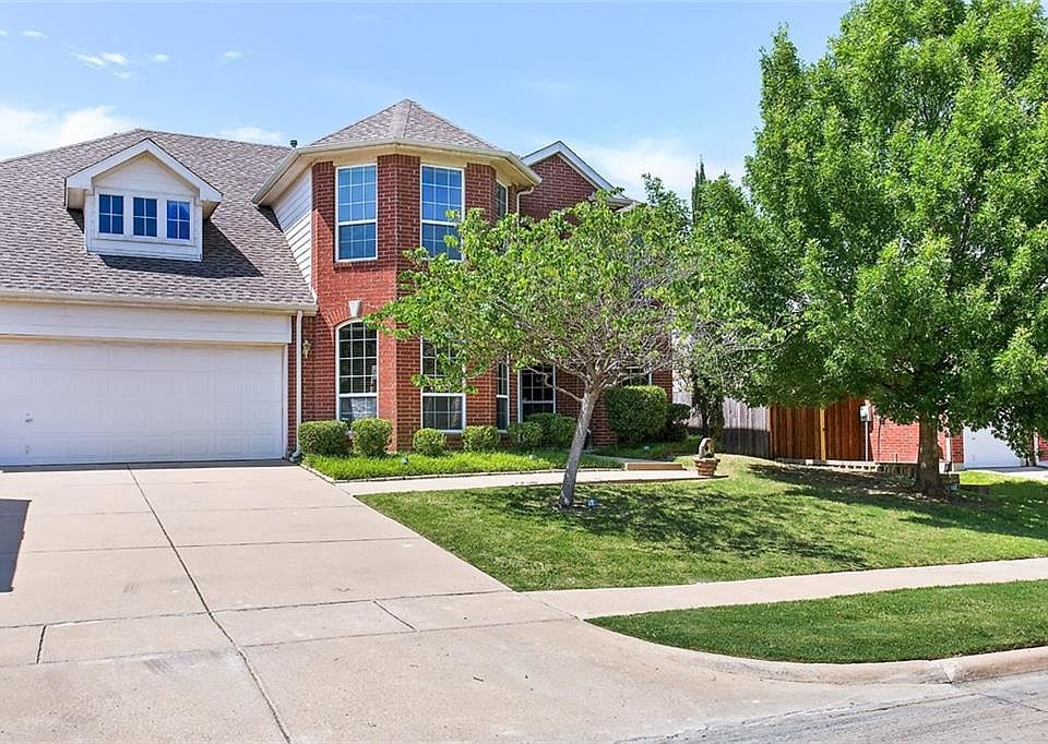 1st image of 2452 Kingsley Dr
