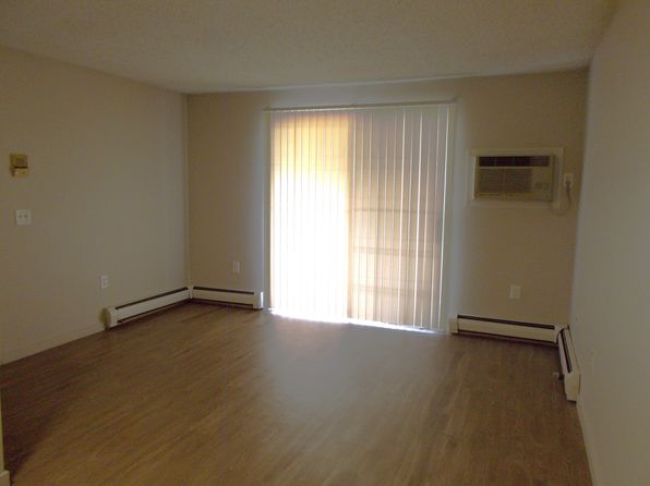 10 Saint James Pl APT 1016