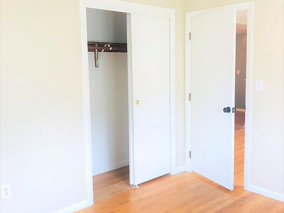 3rd image of 30-36 Marlboro St #1D