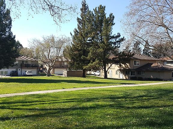 5th image of 866 Gilchrist Dr APT 1