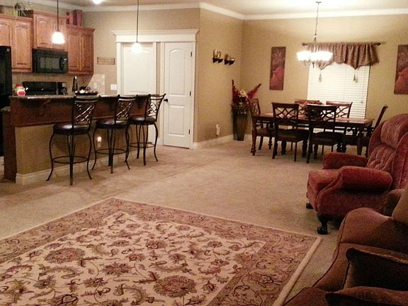 Living area, large & open