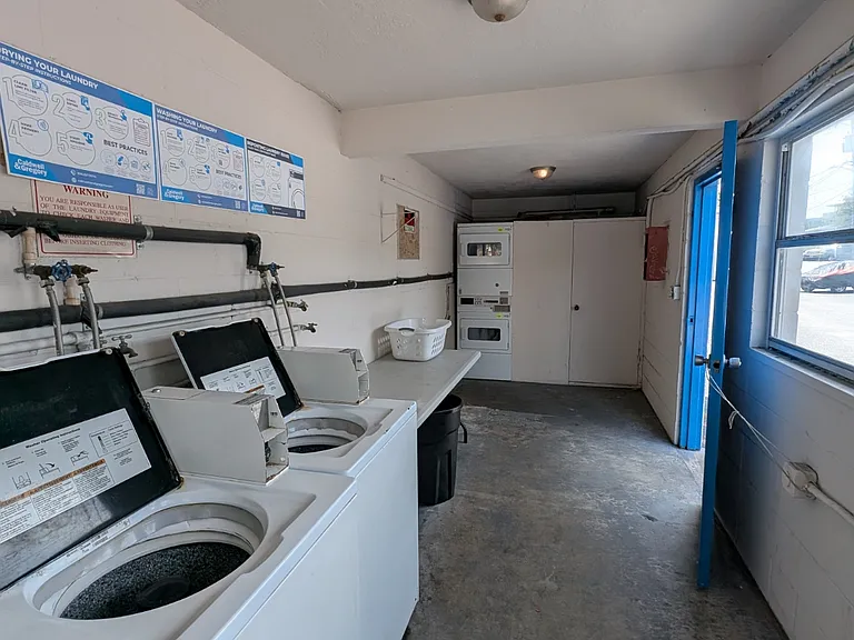 Palm Bay Apartments — Photo 11