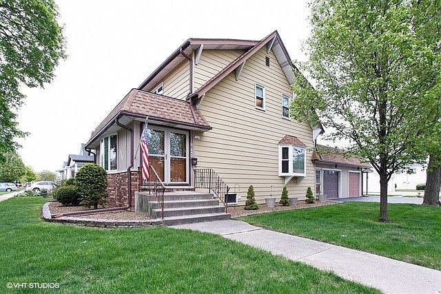 1st image of 7651 W 66th St