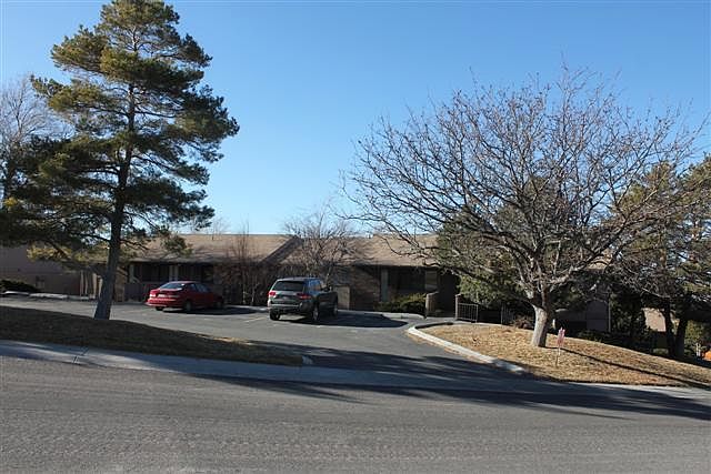 2nd image of 2145 Marigold St APT 2