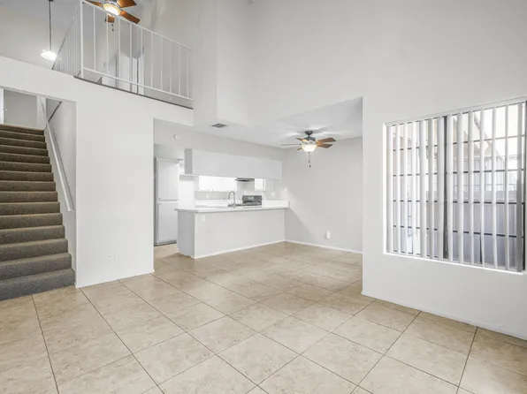 759 W Stetson Ave, Hemet, CA 92543