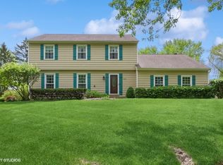1115 Windy Knoll Dr, Algonquin, IL 60102