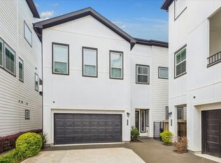 2804 Grand Fountains Dr #B, Houston, TX 77054