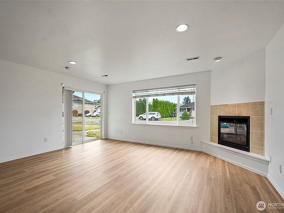 2nd image of 208 Noble Street