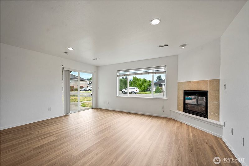 2nd image of 208 Noble Street
