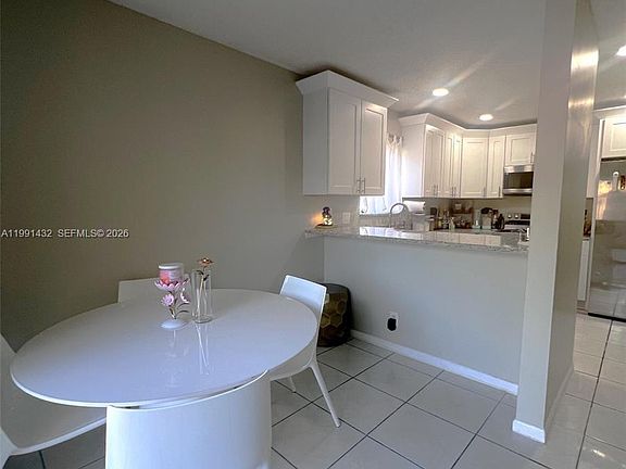 5th image of 4681 Cherry Rd