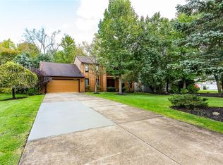 36293 Derby Downs Dr, Solon, OH 44139