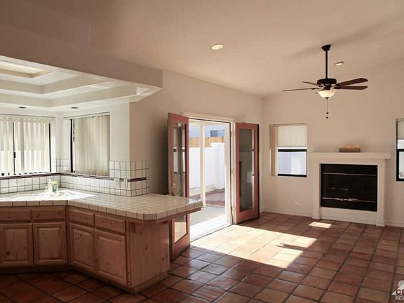 5th image of 52035 Avenida Obregon