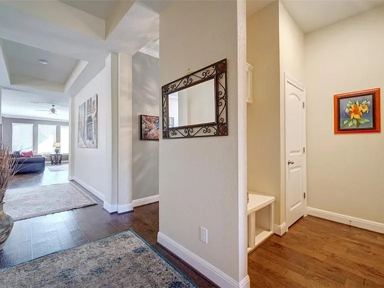 817 Kenney Fort Xing — Photo 33